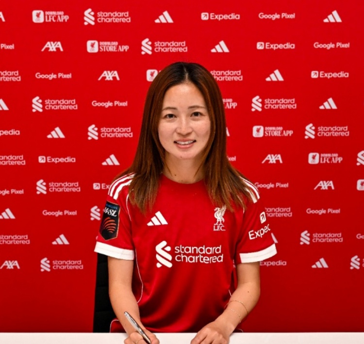 乐鱼体育-利物浦女足官方宣布租借曼城后卫清水梨纱 日本国脚签约一年