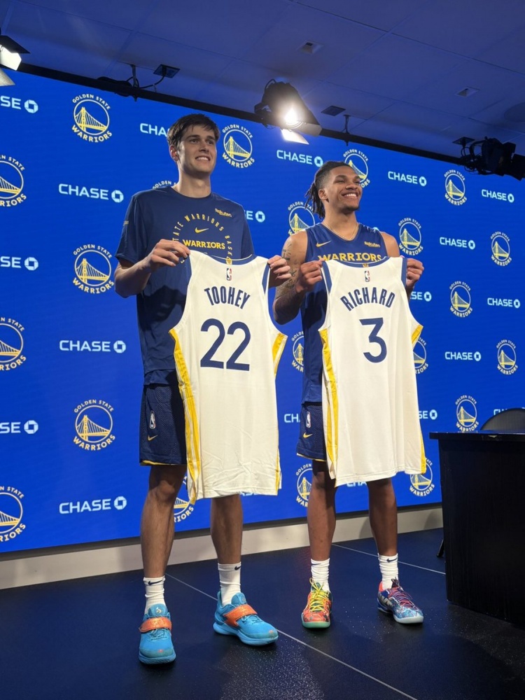 勇士56号秀理查德将身穿3号球衣 该号码上一任主人是保罗