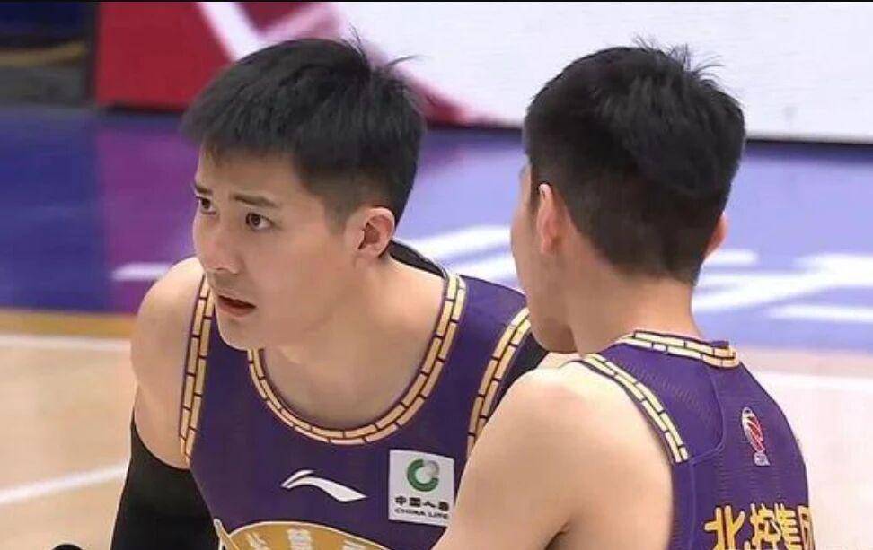 乐鱼体育app-北京男篮翟晓川受伤 麦考尔崔永熙一对一特训 北控朱松玮阶段报销