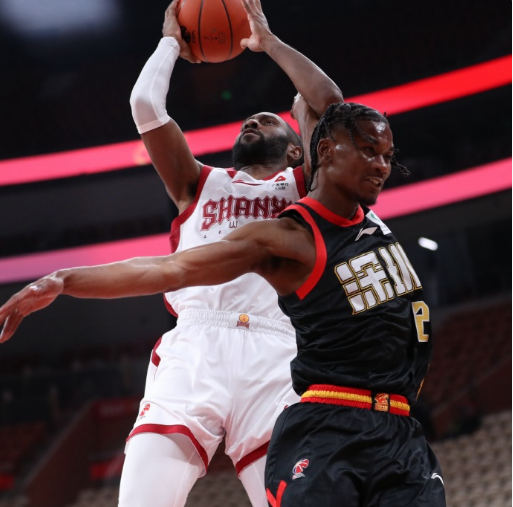 主帅被驱逐+2分钟7T！山西遭深圳终结3连胜 贺希宁23分